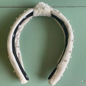 Lele Sadoughi Velvet Pearl Embellished Headband